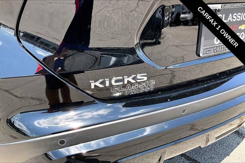 Used 2023 Nissan Kicks SR w/ SR Premium Package FWD image 23