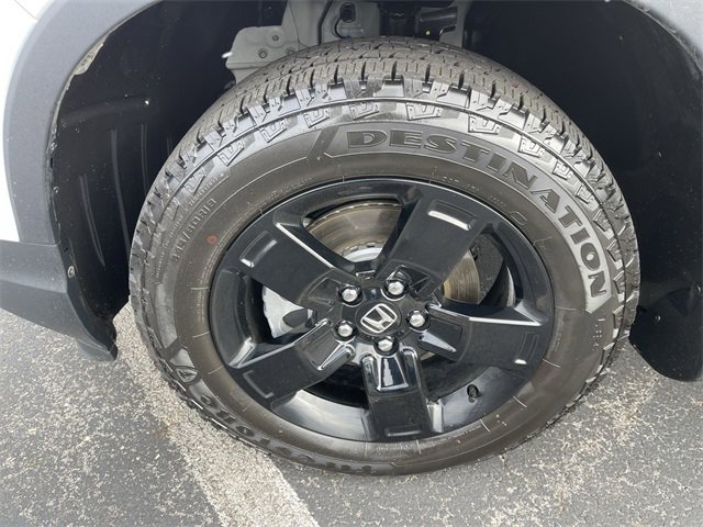 Used 2025 Honda Ridgeline Black Edition image 10