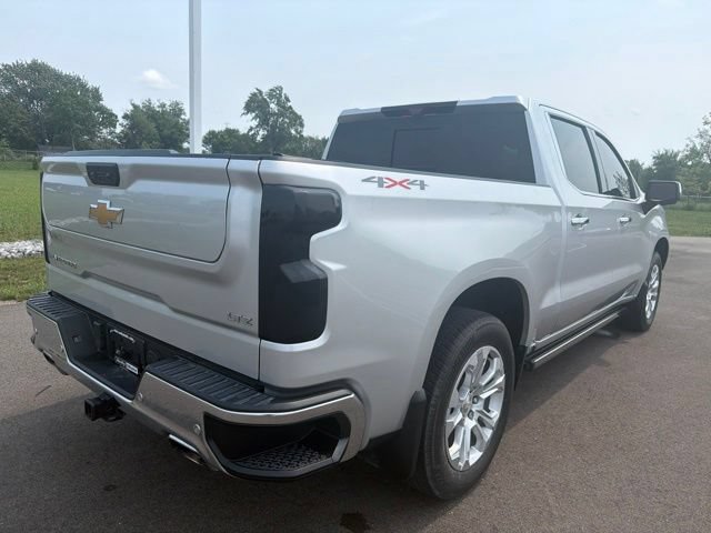 Used 2022 Chevrolet Silverado 1500 LTZ w/ LTZ Premium Package AWD/4WD image 8