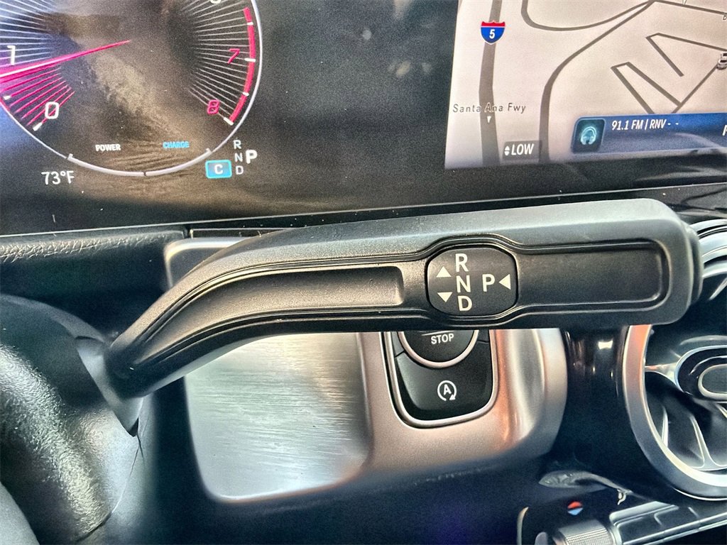 Used 2024 Mercedes-Benz GLB 250 4MATIC w/ Exclusive Package image 22