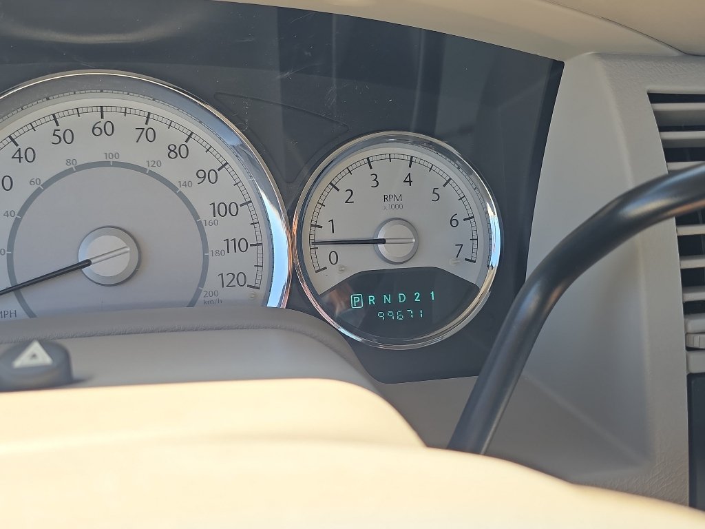 Used 2007 Chrysler Aspen Limited AWD/4WD image 10