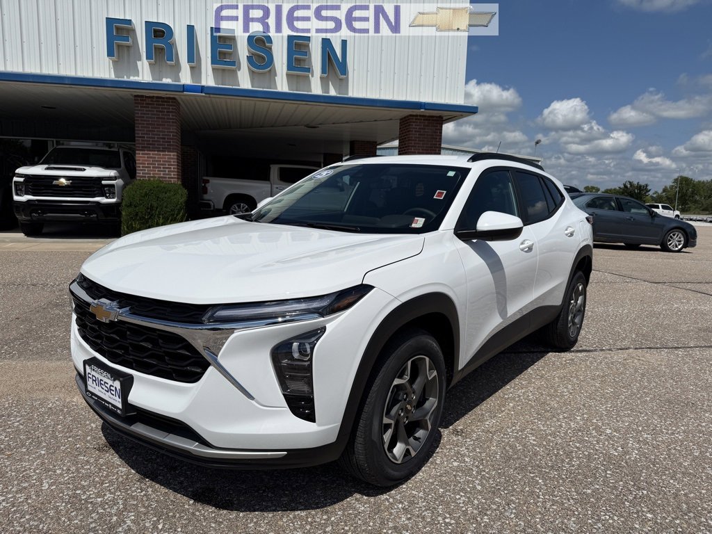 New 2025 Chevrolet Trax LT w/ Driver Confidence Package image 1