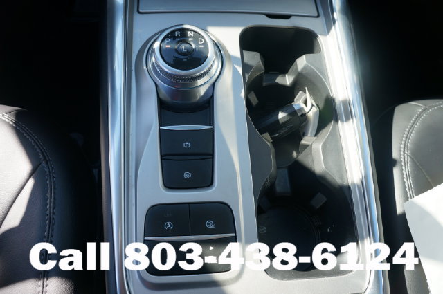 Used 2023 Ford Explorer XLT w/ Equipment Group 202A RWD image 12