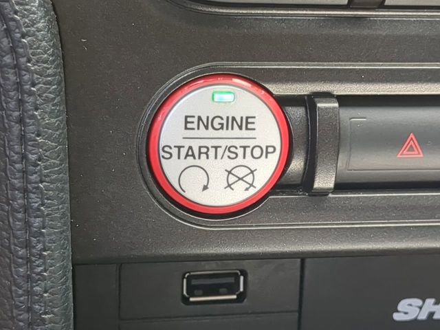 Used 2016 Ford Mustang Coupe RWD image 27