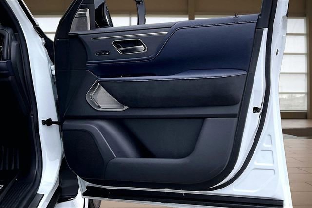 Certified 2026 INFINITI QX80 4WD image 24