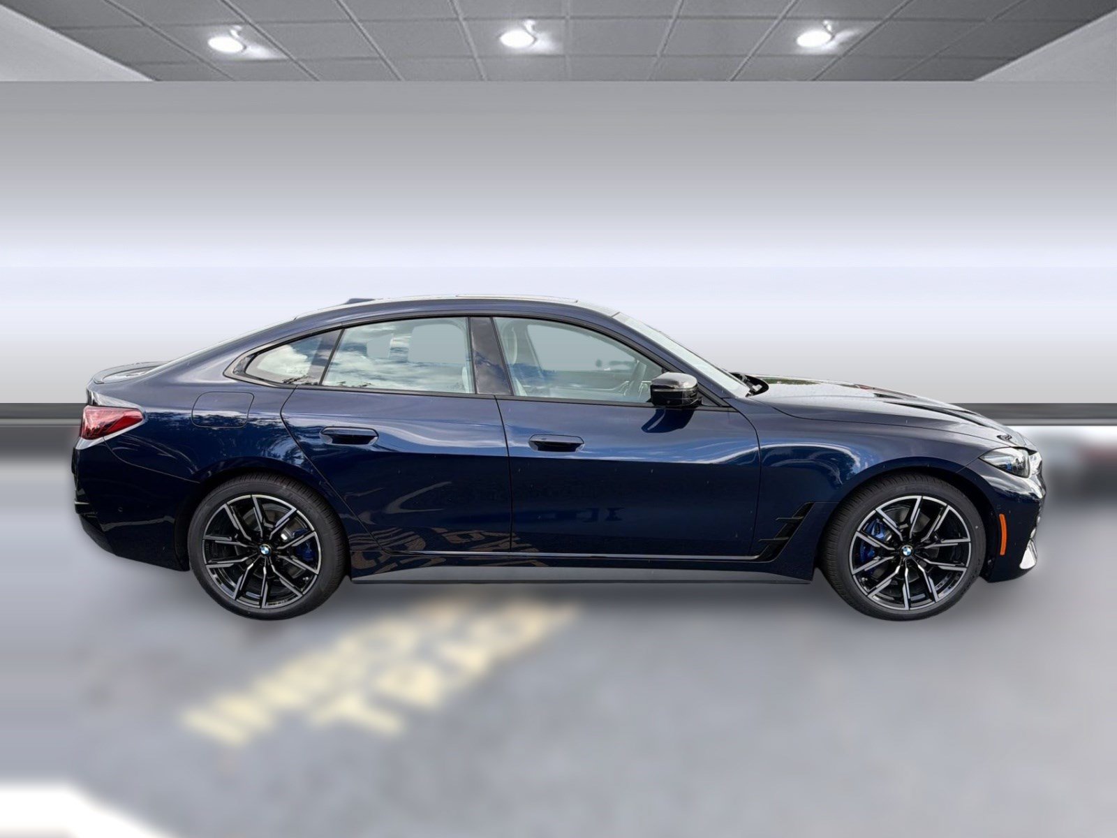 New 2026 BMW 430i xDrive w/ M Sport Package AWD/4WD image 8