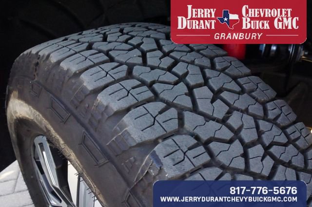 Used 2025 GMC Sierra 2500 Denali w/ Denali Reserve Package image 8