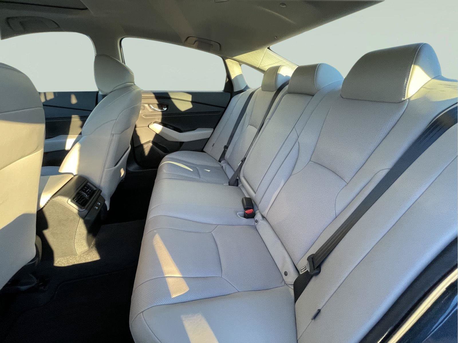 Used 2023 Honda Accord Touring image 15