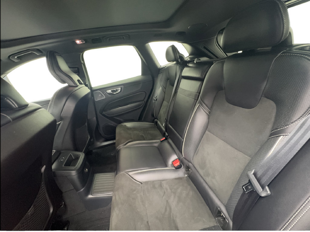 Used 2019 Volvo XC60 T8 R-Design AWD/4WD image 25