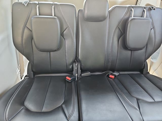 Used 2024 Chrysler Pacifica Touring-L FWD image 12