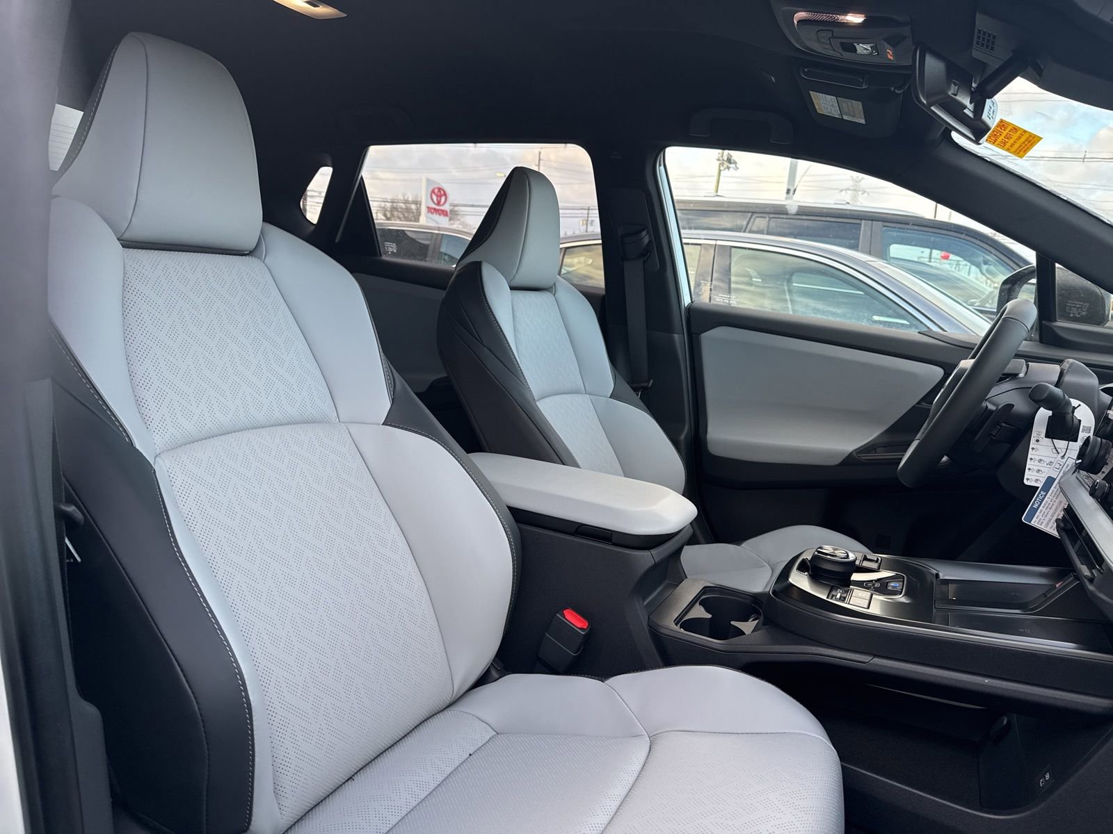 Used 2026 Subaru Solterra Premium image 11