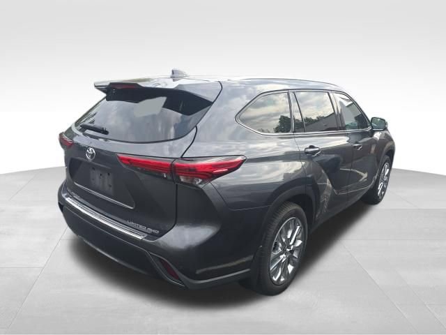 Used 2020 Toyota Highlander Limited image 8