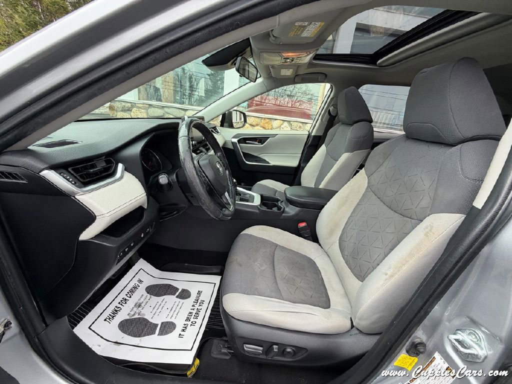 Used 2019 Toyota RAV4 XLE w/ Convenience Package AWD/4WD image 25