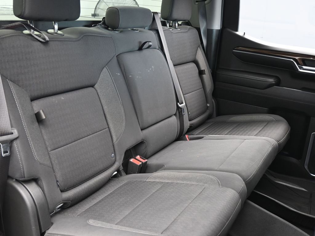 Used 2023 Chevrolet Silverado 1500 LT image 44