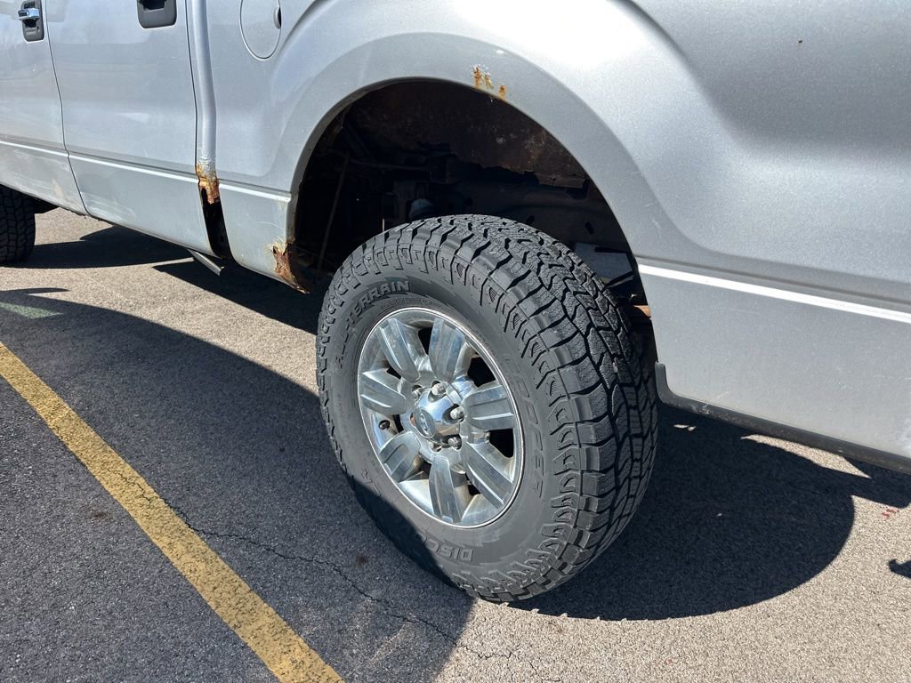 Used 2011 Ford F150 XLT w/ XLT Chrome Pkg image 12