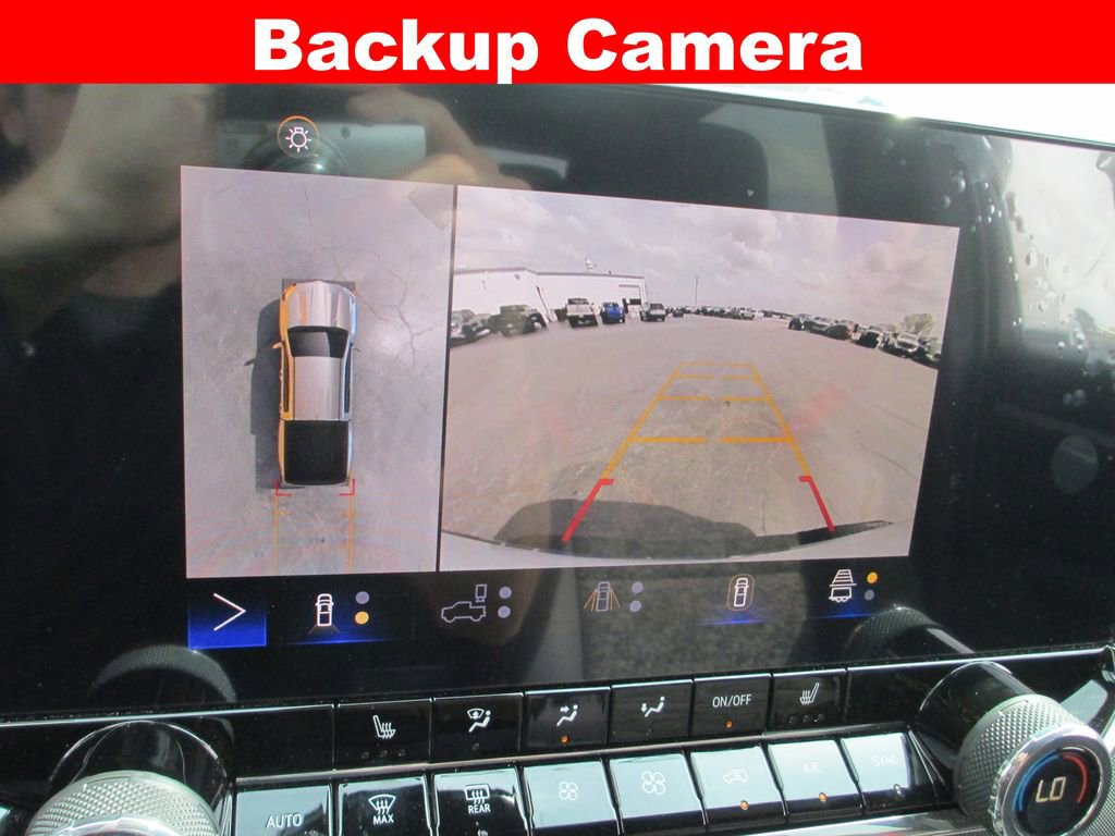 Used 2024 Chevrolet Colorado Z71 w/ Z71 Convenience Package 2 image 17