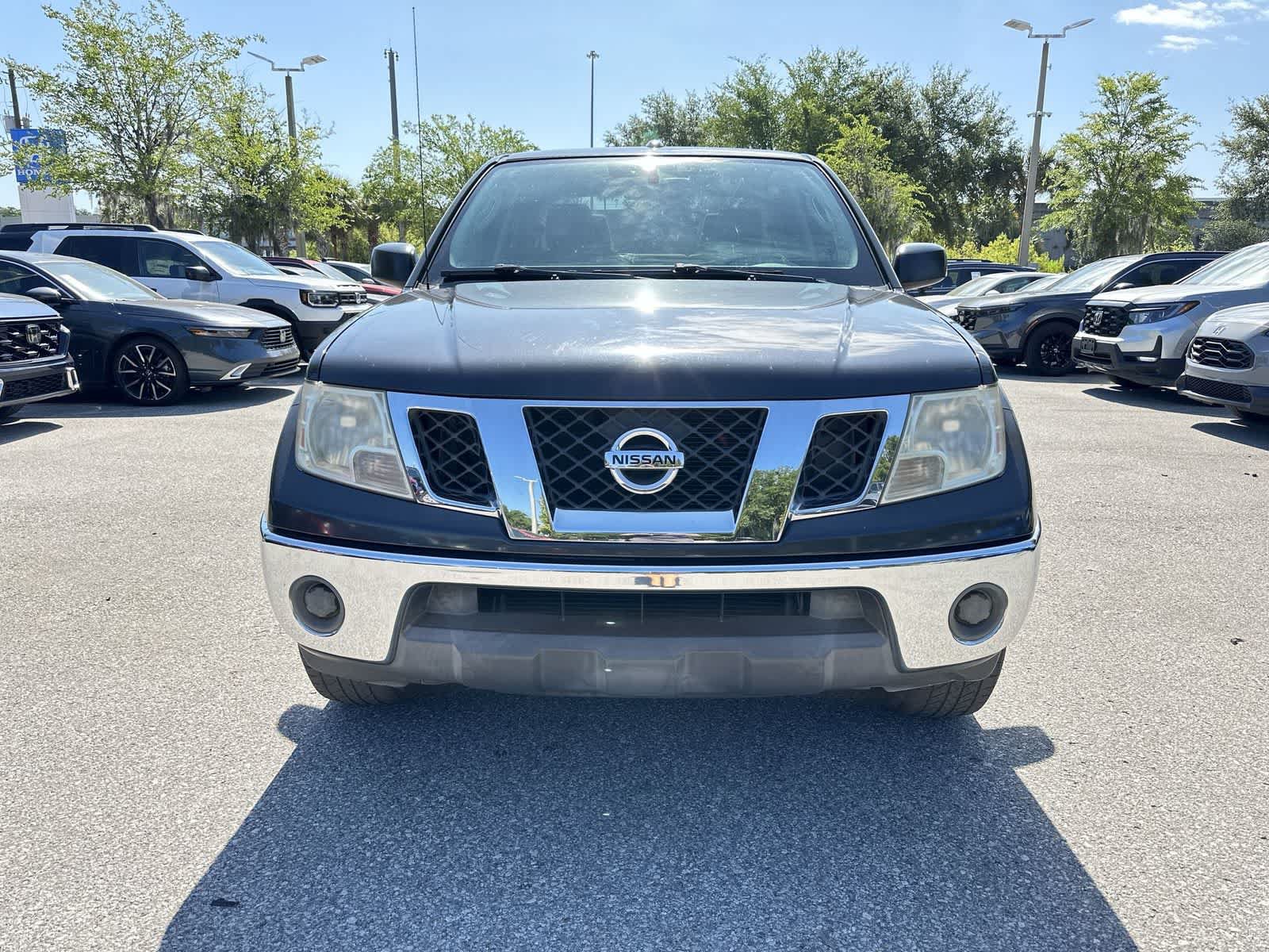 Used 2011 Nissan Frontier SV w/ SV Premium Utility Pkg RWD image 9