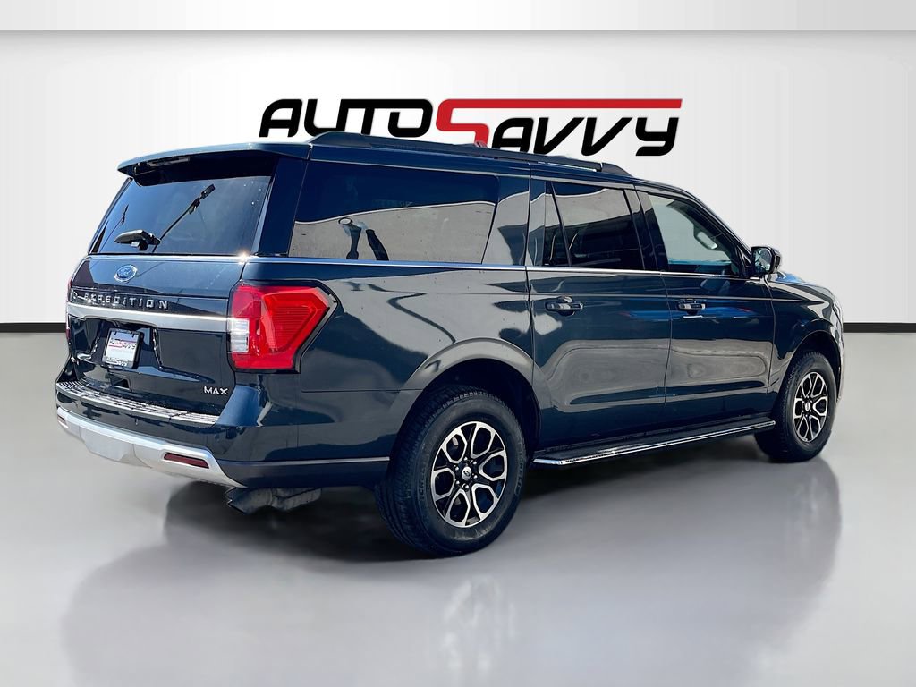 Used 2023 Ford Expedition Max XLT image 7