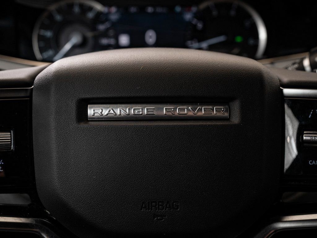 Used 2023 Land Rover Range Rover Evoque R-Dynamic S image 29