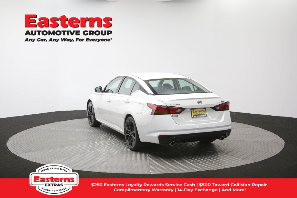 Used 2024 Nissan Altima 2.5 SR FWD image 62