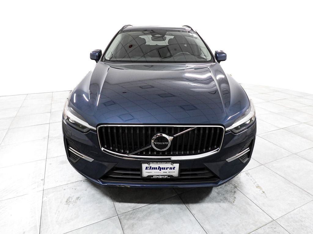 Used 2023 Volvo XC60 B5 Core w/ Climate Package AWD/4WD image 3