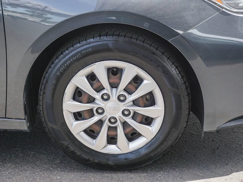 Used 2019 Kia Forte Sedan FWD image 10
