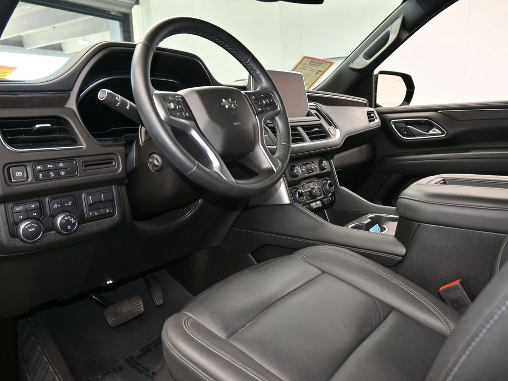 Used 2023 Chevrolet Tahoe Z71 w/ Luxury Package image 12