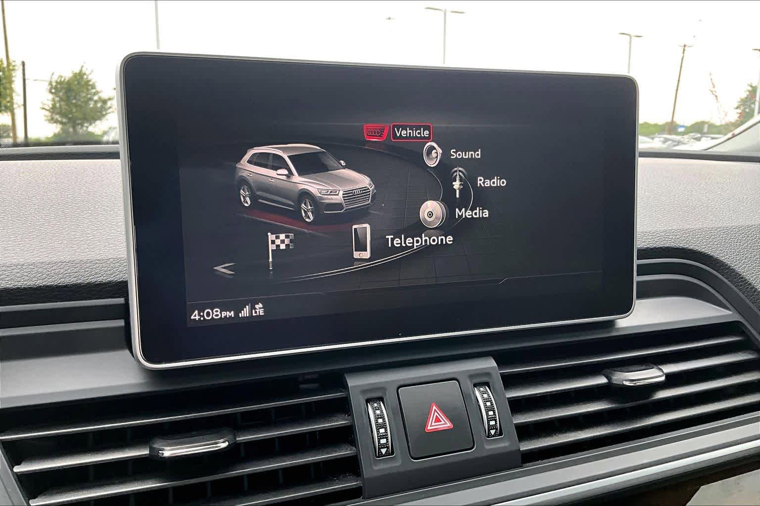 Used 2018 Audi Q5 2.0T Premium Plus w/ Premium Plus Package AWD/4WD image 34