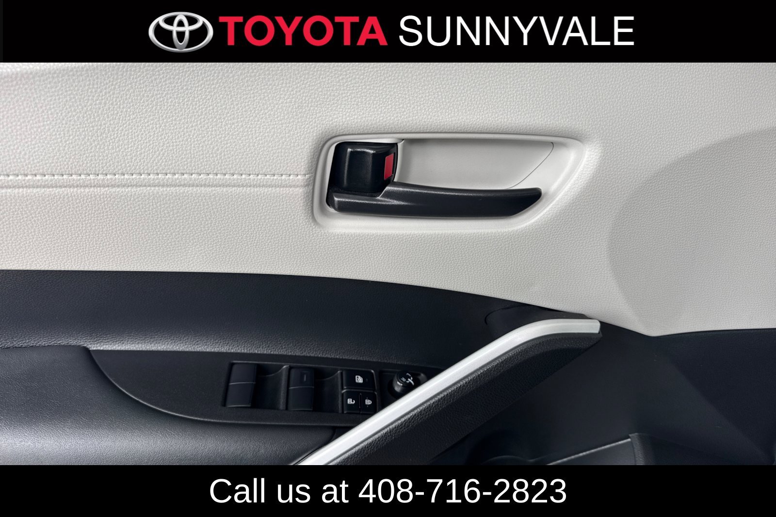 Certified 2025 Toyota Corolla Cross LE FWD image 17