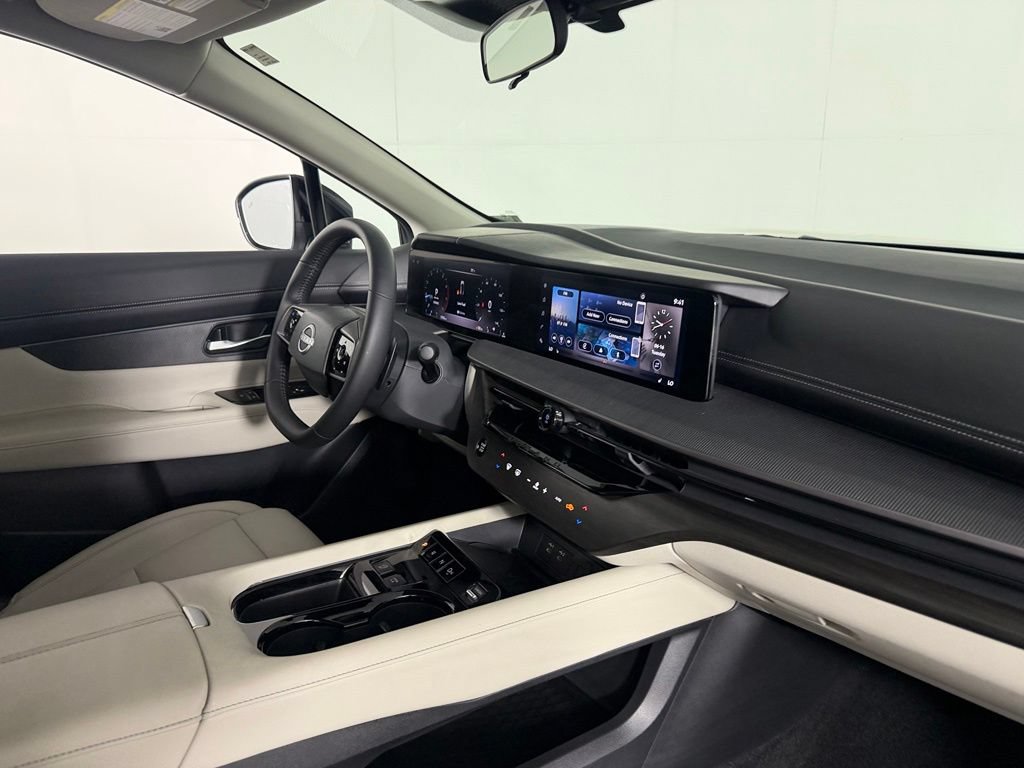 Used 2025 Nissan Murano SV AWD/4WD image 29
