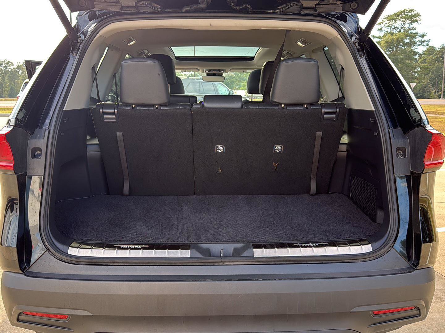 Used 2026 Toyota Grand Highlander AWD image 25