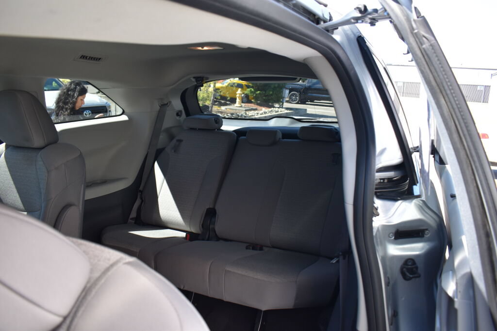 Certified 2024 Toyota Sienna LE AWD/4WD image 20
