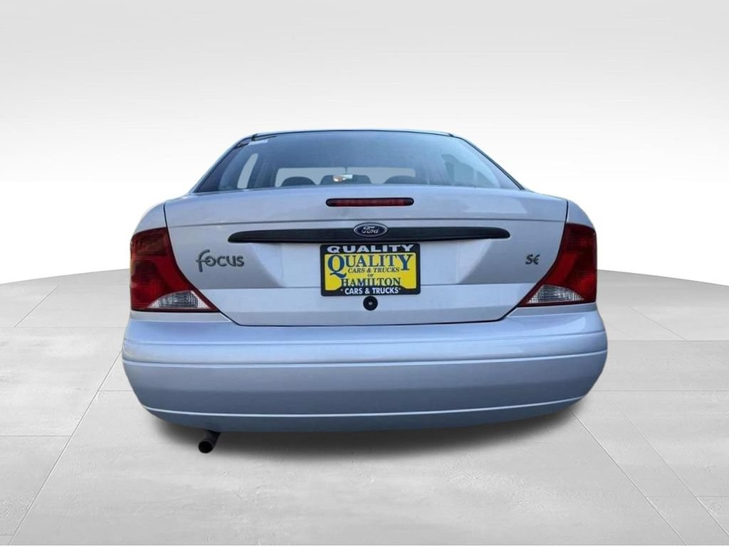 Used 2002 Ford Focus SE FWD image 4