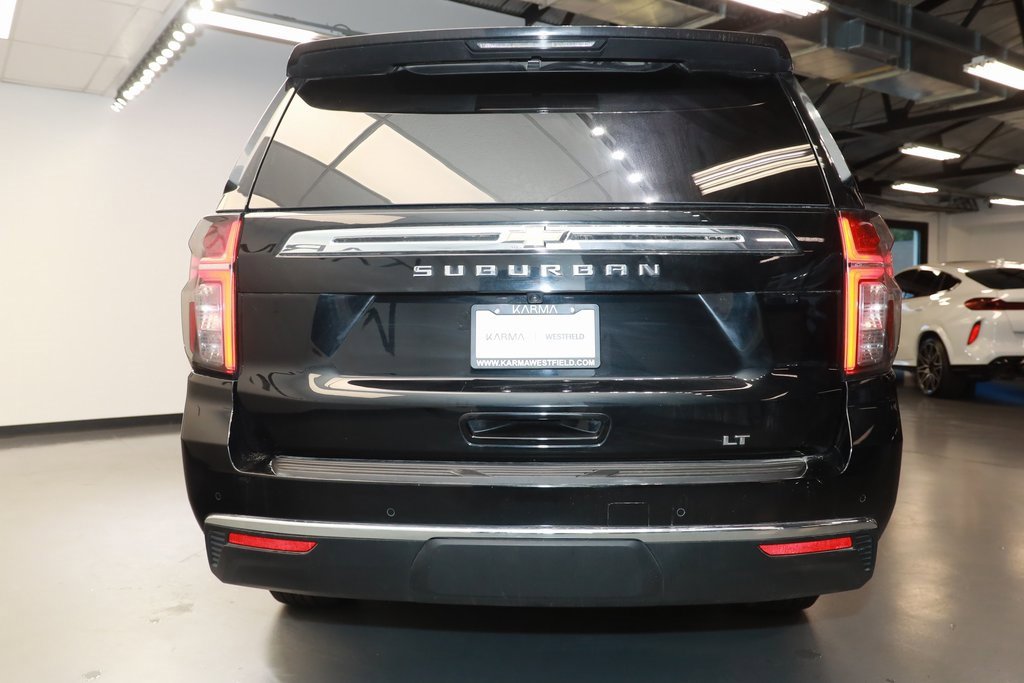 Used 2024 Chevrolet Suburban LT image 5
