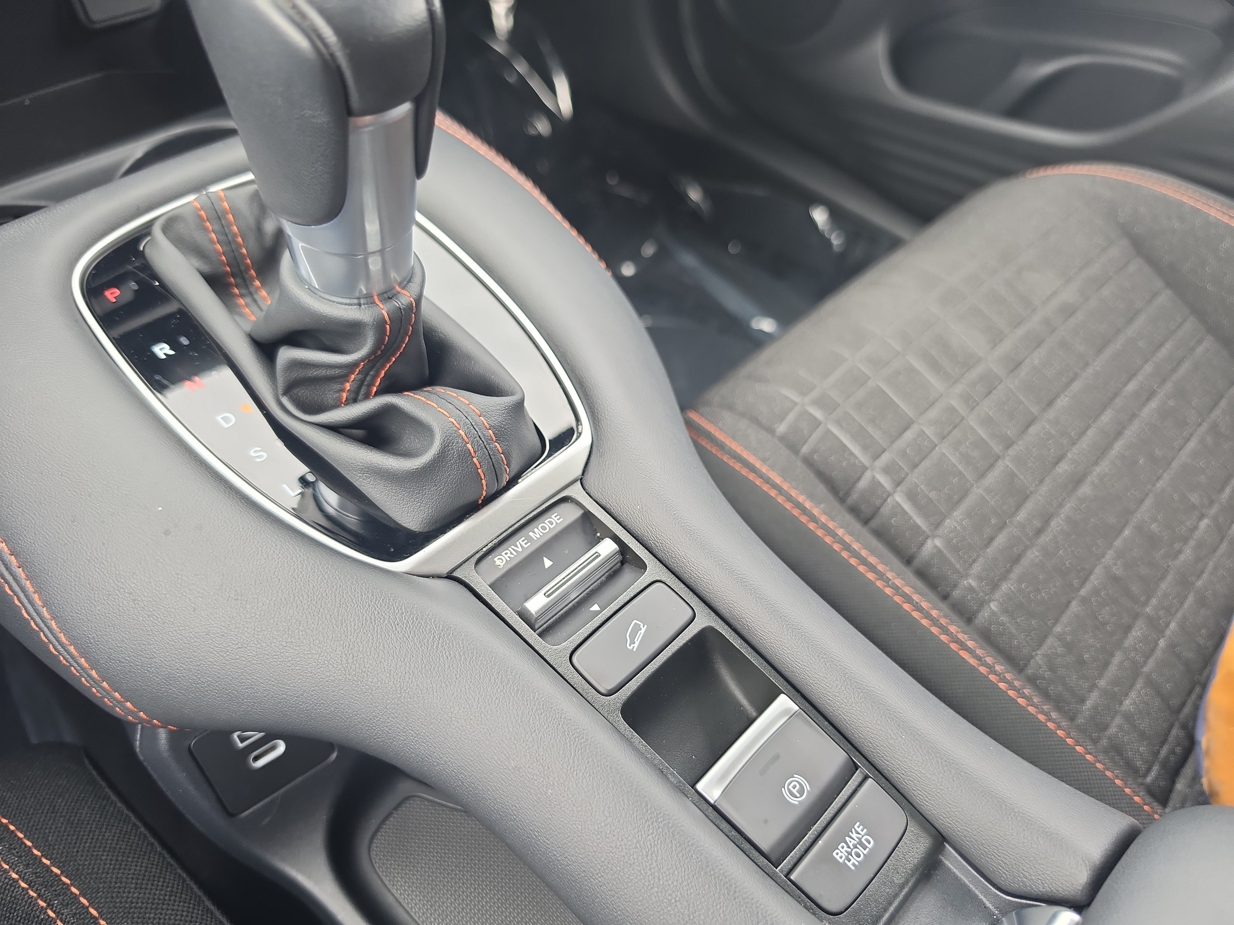 Certified 2024 Honda HR-V Sport image 28