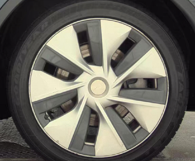 Used 2021 Tesla Model Y Long Range AWD/4WD image 9
