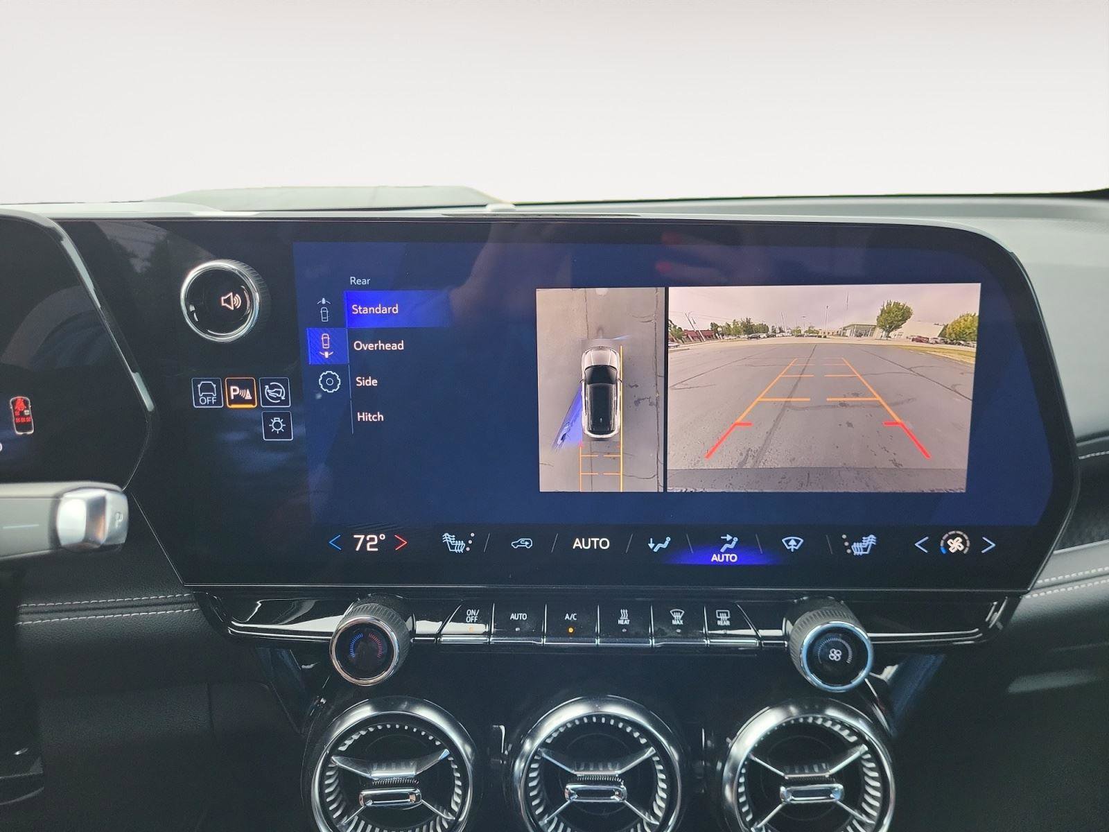 New 2026 Chevrolet Blazer EV LT image 18