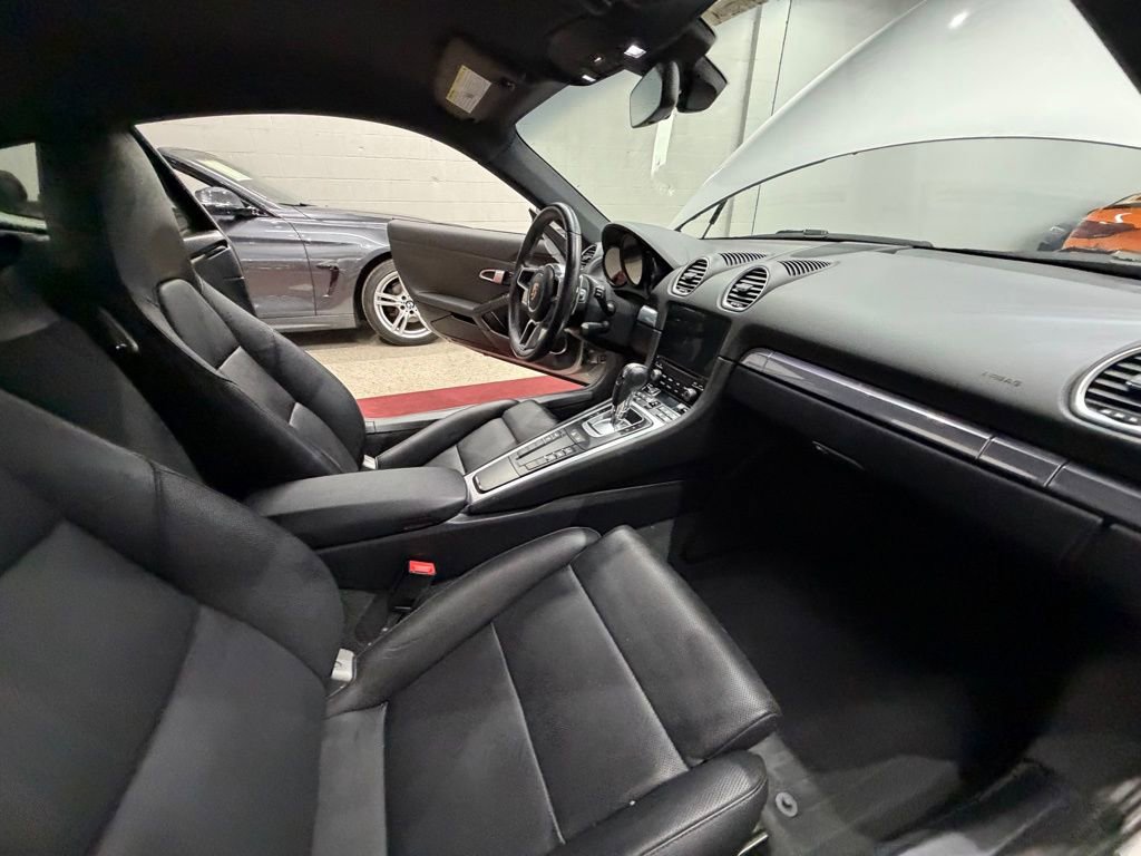 Used 2019 Porsche 718 Cayman image 39