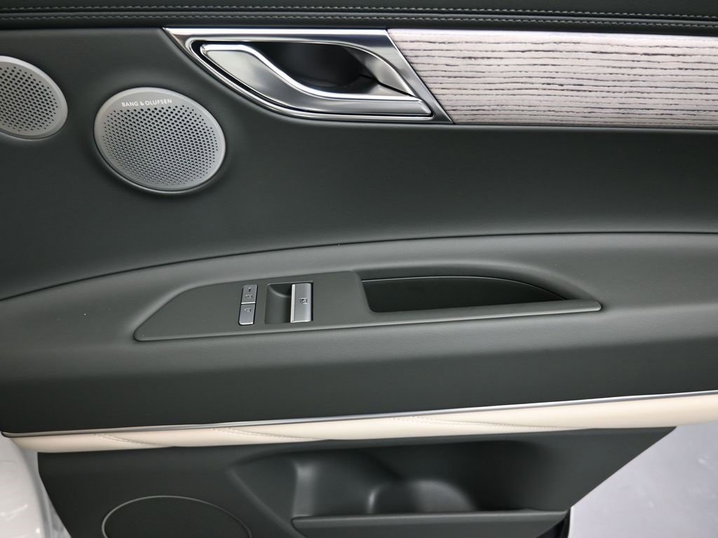 New 2026 Genesis GV80 2.5T Advanced image 15