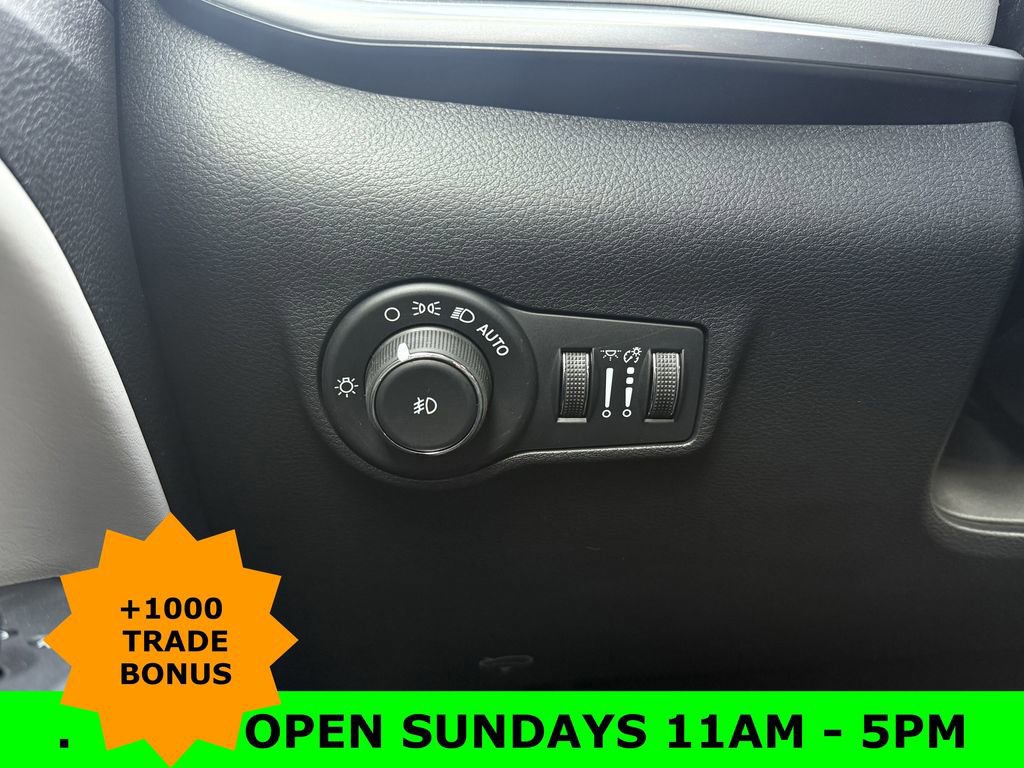 New 2026 Jeep Compass Limited image 14