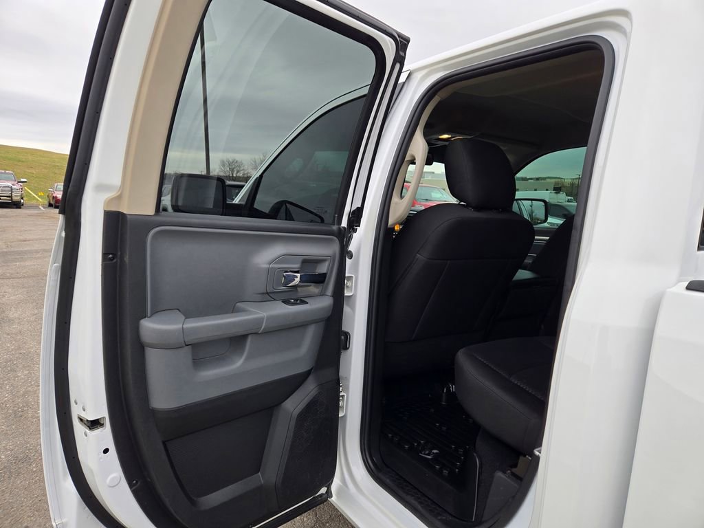 Used 2020 RAM 1500 Classic Warlock w/ Electronics Group image 26