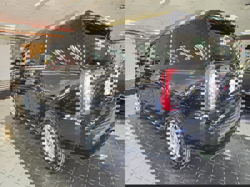 Used 2016 GMC Yukon SLT image 7