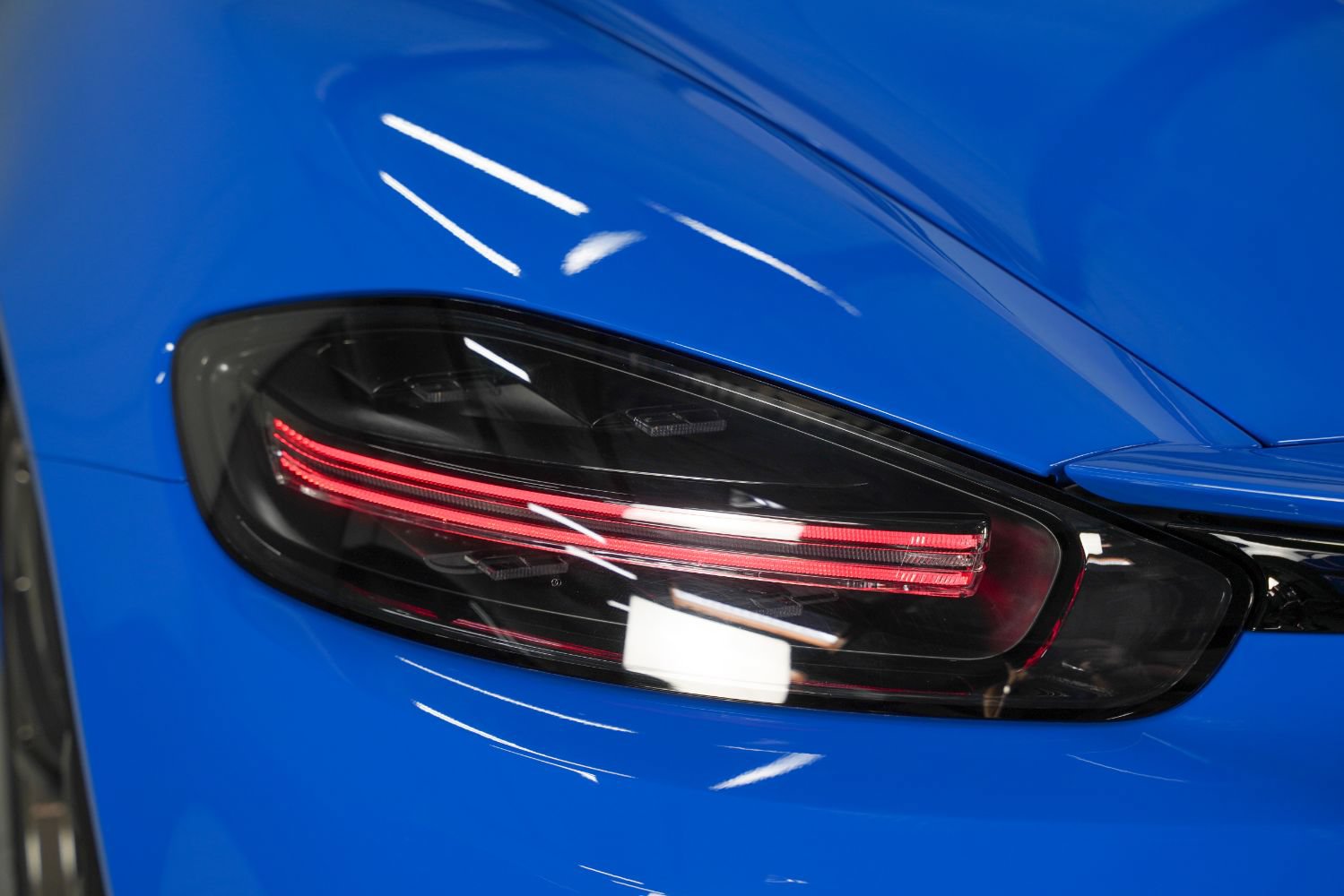 Used 2022 Porsche 718 Boxster RWD image 21