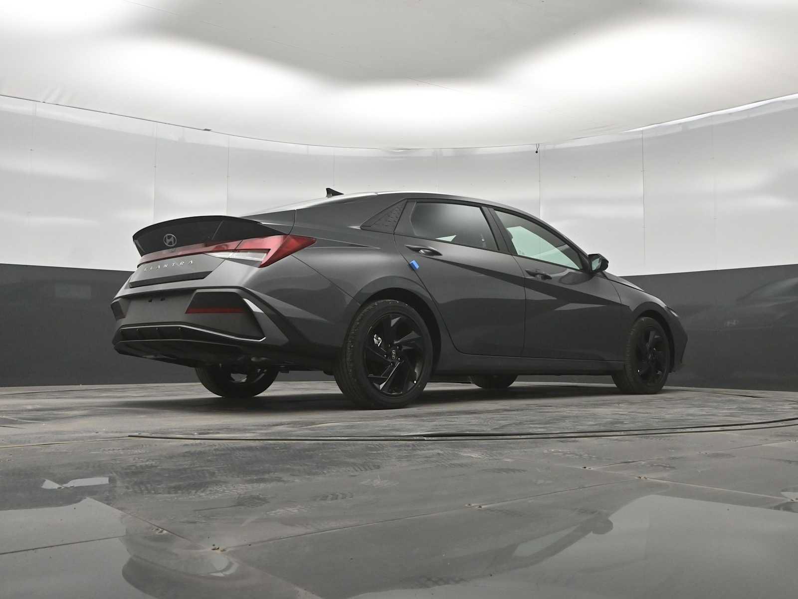 New 2026 Hyundai Elantra SEL Sport FWD image 40