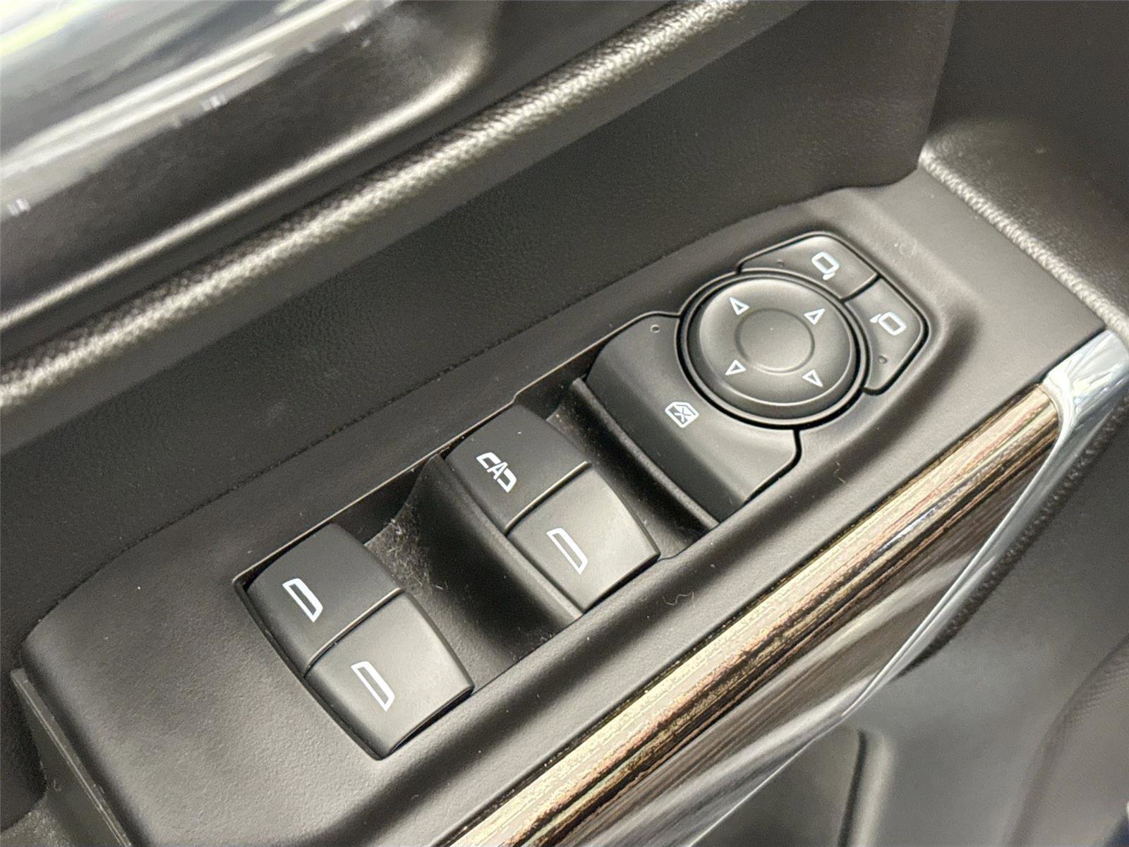 Used 2022 GMC Sierra 1500 Elevation image 25