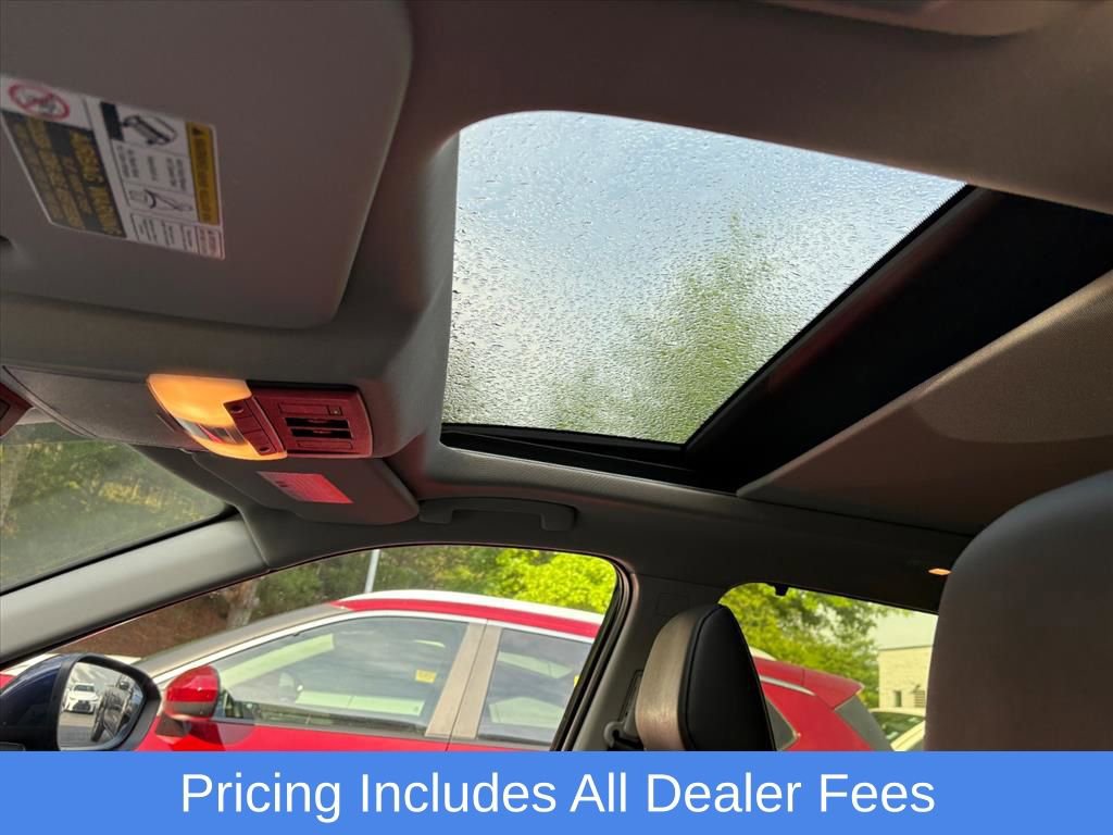 Used 2024 Nissan Rogue SV w/ SV Premium Package AWD/4WD image 10