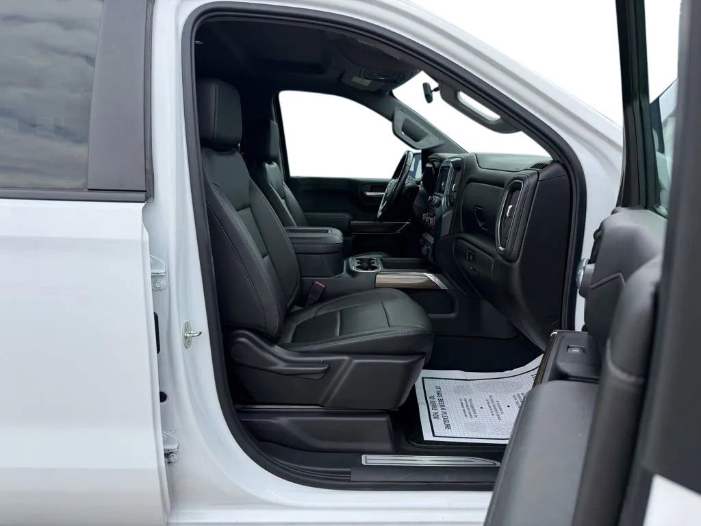 Used 2019 Chevrolet Silverado 1500 RST AWD/4WD image 26