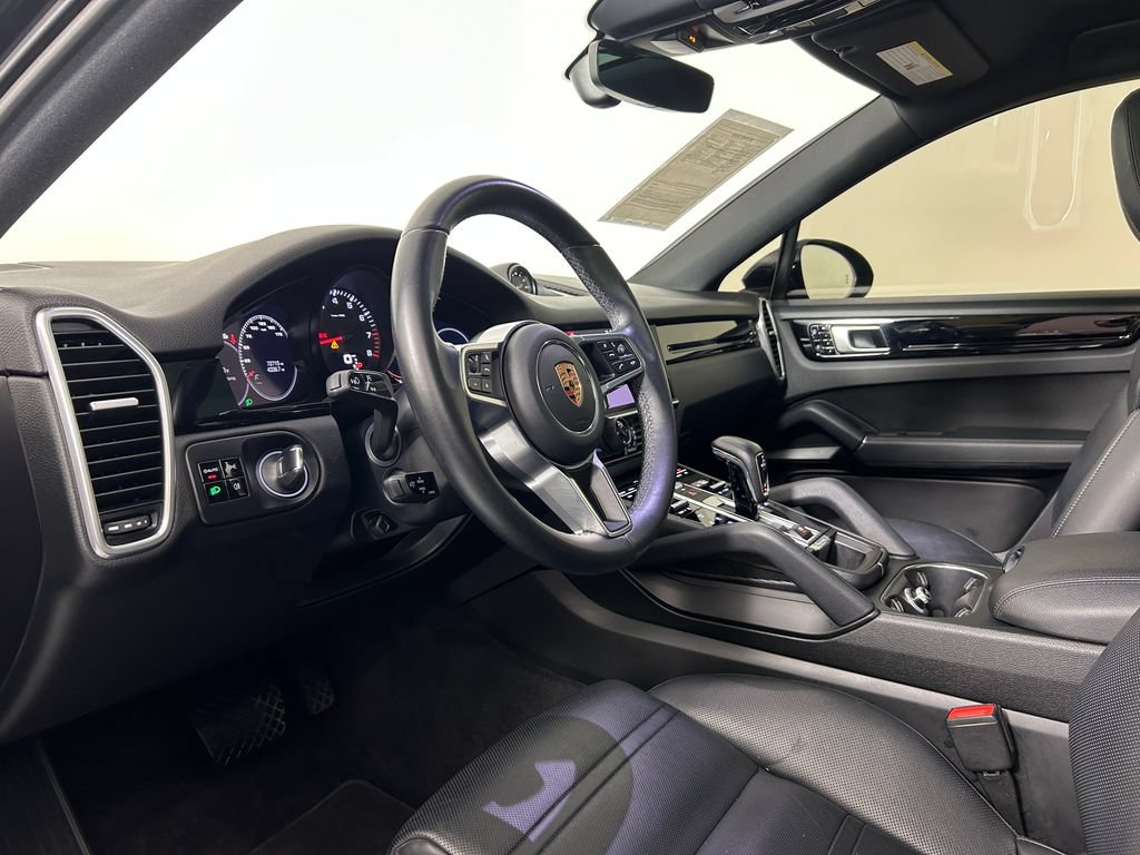 Certified 2020 Porsche Cayenne AWD/4WD image 4