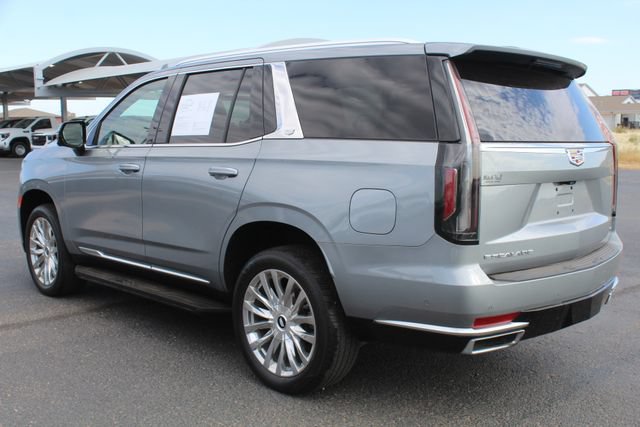 Used 2024 Cadillac Escalade Premium Luxury w/ Performance Package AWD/4WD image 8