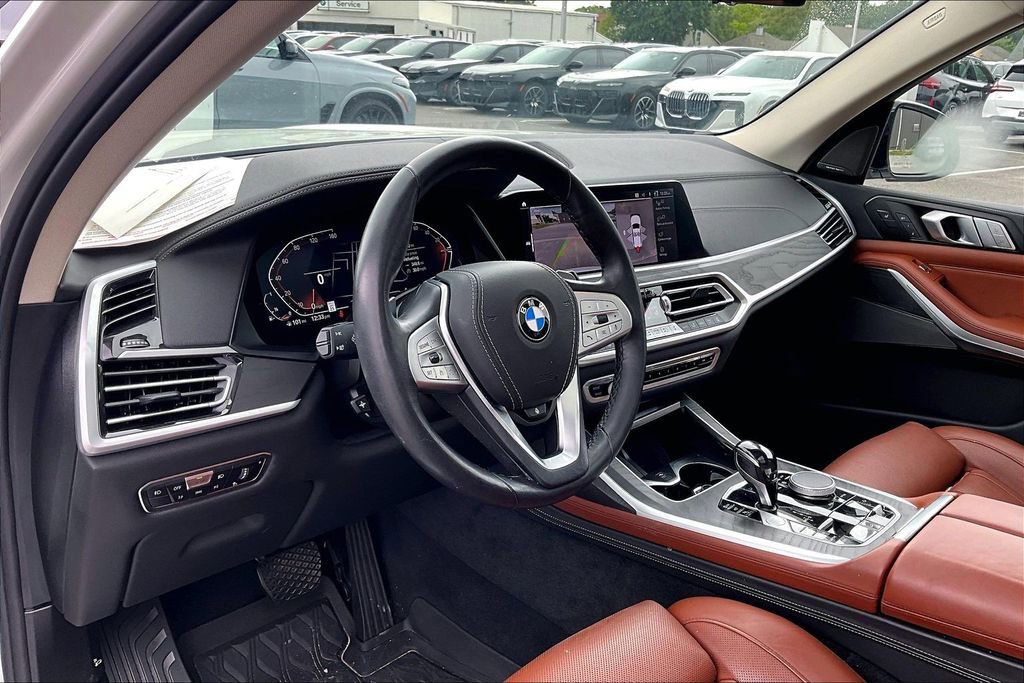 Used 2021 BMW X7 xDrive40i w/ Premium Package AWD/4WD image 13